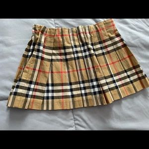 Toddler Burberry skirt